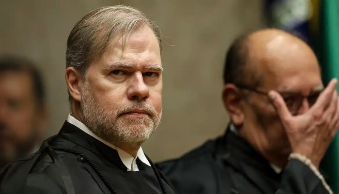  Toffoli se declara suspeito para julgar prisão de Vorcaro 